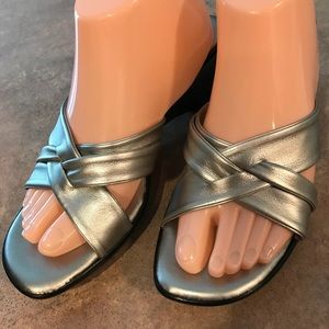 Italian Shoemakers Silver Wedge Sandals sz 10